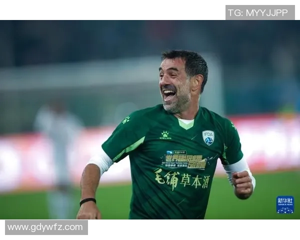 当今足坛帅气现役足球明星的魅力与风采解析 当今足坛帅气现役足球明星的魅力与风采解析