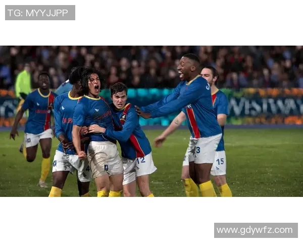 哪个足球明星的英语水平最高他们如何在场外沟通与交流