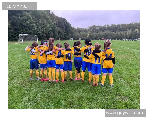 足球明星的O型腿揭秘与运动表现的关系分析 足球明星的O型腿揭秘与运动表现的关系分析