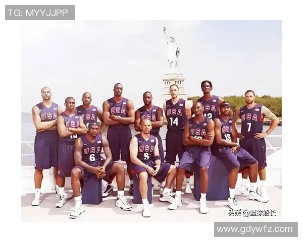 八号篮球明星的名字揭晓他在赛场上的传奇故事与成就分析 八号篮球明星的名字揭晓他在赛场上的传奇故事与成就分析